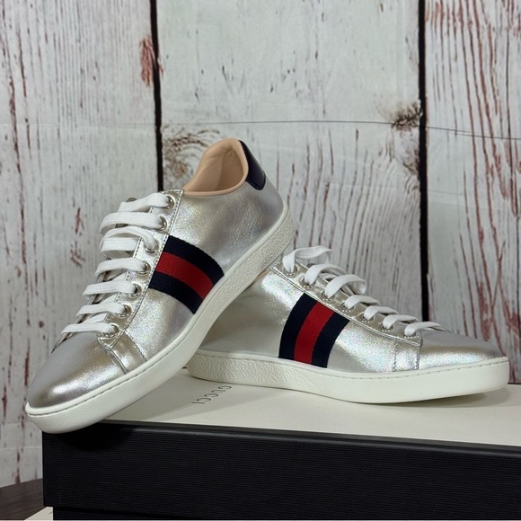 GUCCI ACE Year of the Dog Metallic Silver Women’s Napa Leather Sneakers 7 NiB - Picture 3 of 17